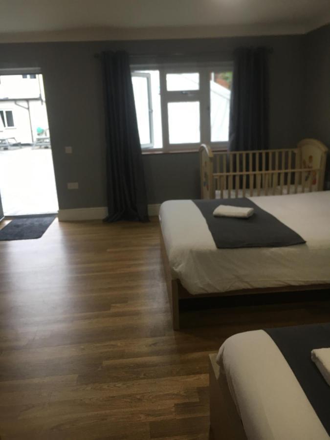 The Mawney Hotel Romford Buitenkant foto